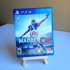 MADDEN 16 NFL PLAYSTATION 4 PS4 VIDEO GAME WITH BLUE CASE